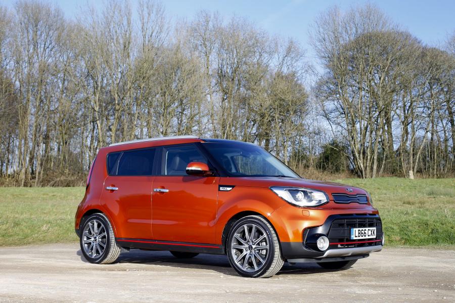  Kia Soul Turbo 2016 года  (UK) (фото 9 из 16)